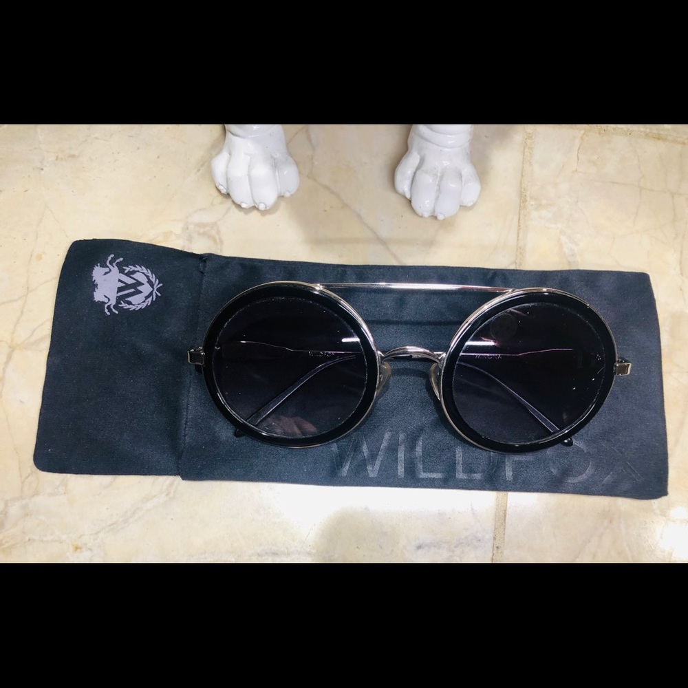 Wildfox Winona Delux Round Sunglasses in black